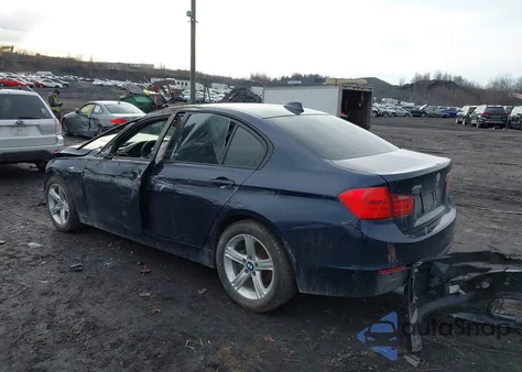 2015 BMW 320I xDrive z USA, uszkodzony, nr VIN WBA3C3G52FNT51086